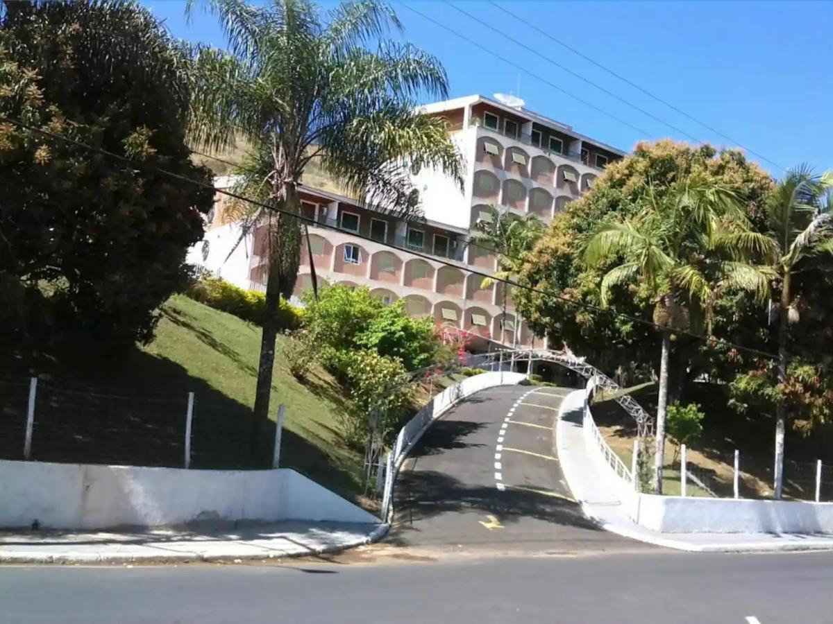 Agradável Flat - Cavalinho Branco - Águas De Lindóia Apartamento Exterior foto
